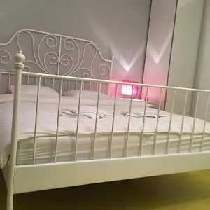 Green Apartment Апартаменты